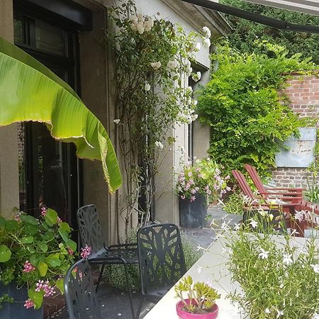 Chambres D'Hotes La Maison Du Sart ヴィルヌーヴ＝ダスク エクステリア 写真